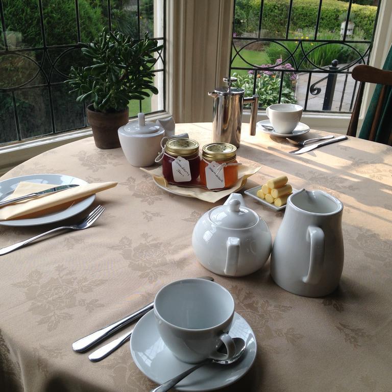 Rostrevor Hotel - Guest House Bury  Kültér fotó